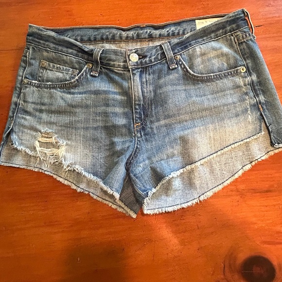 Rag & Bone Shorts Womens 28 Denim Cotton Cut Off Chesapeake Distressed Raw Hem - Picture 11 of 11